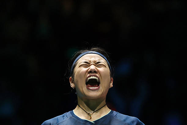 难忘的羽毛球对决：我和好朋友的欢乐时光