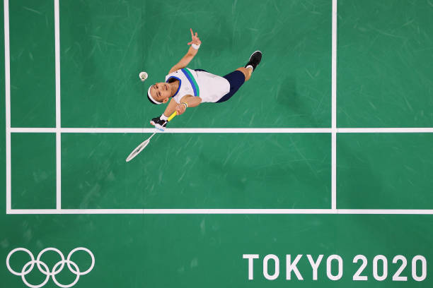 王楚钦粉丝回应合影事件:行程紧张,并非刻意回避