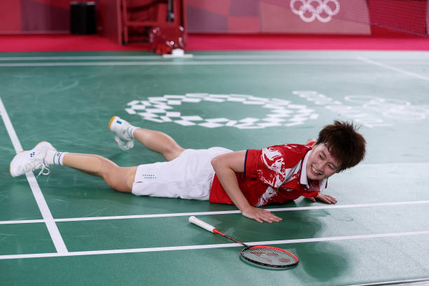 Victor羽毛球拍全系列解析：哪款最适合你的打法？