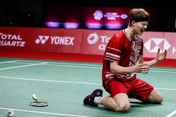 羽毛球拍穿线价格全攻略：从入门到高端的线材选择