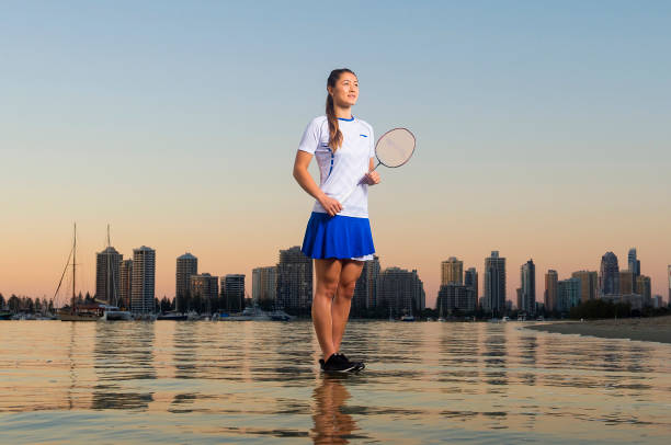 羽毛球技巧提升：肖杰第四集-接杀防守与反击策略