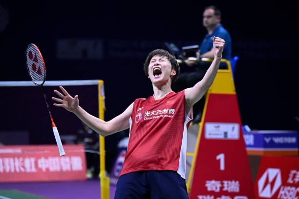 羽毛球场地的长宽尺寸对比赛的影响