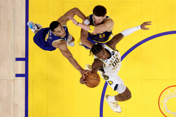 篮球艺术大师：拉里伯德巅峰时期的无解表现