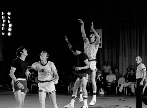 新生代大前锋崛起：谁能成为下一个传奇？