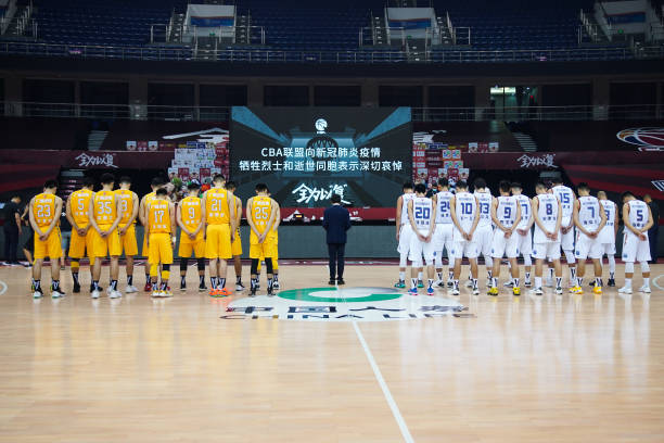 投篮发力技巧：如何通过手型与姿势提升命中率