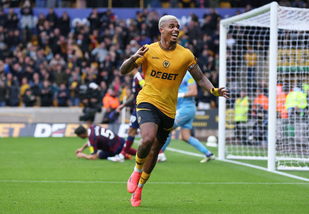 德甲冬窗转会盘点：豪门豪掷千金，哪些引援最值得期待？