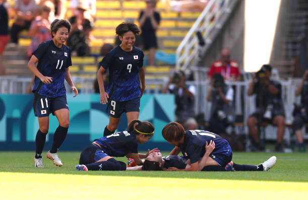 法甲2024赛季赛程深度解读：哪些比赛可能决定冠军归属？