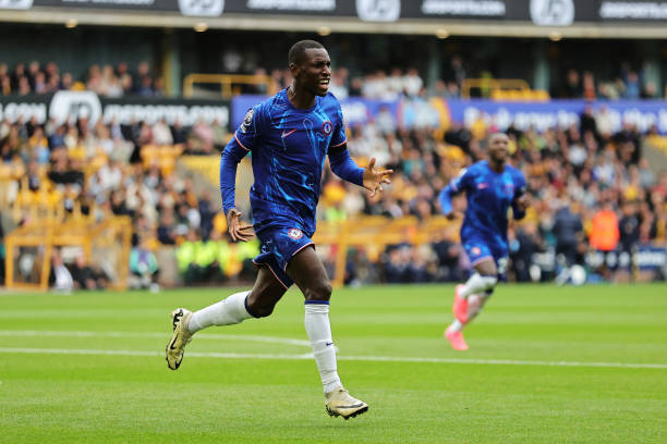 萨拉赫庆祝动作的演变：从初登英超到如今的标志性姿势