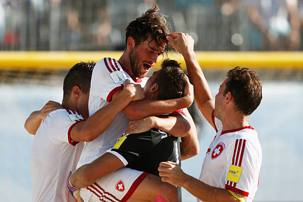 法甲球衣赞助商的行业分布：金融、科技、航空等领域的角逐