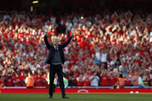 越位规则入门：如何判断球员是否越位？