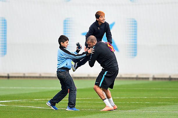 罗马里奥的绝技：小范围闪转腾挪，为何无人能防？