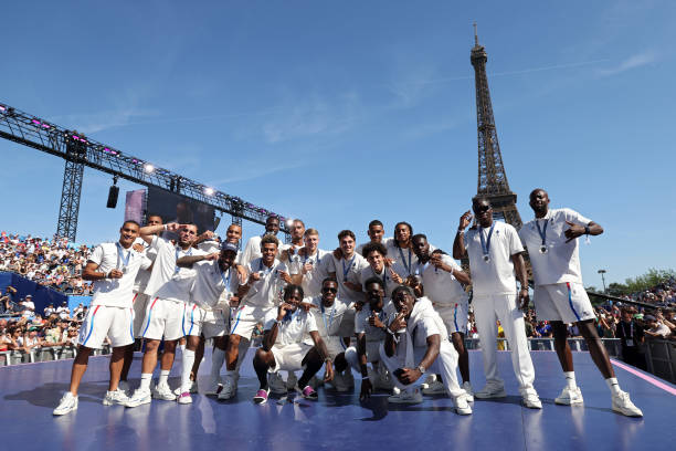 德甲历史总积分排名：拜仁遥遥领先，多特与门兴争夺次席