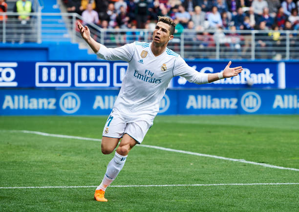 荣耀之路：盘点历届欧冠冠军球队的辉煌时刻