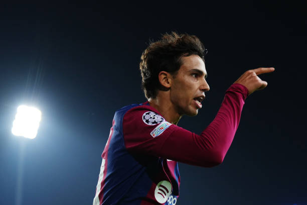 小型足球场建设方案：低成本材料与设备推荐