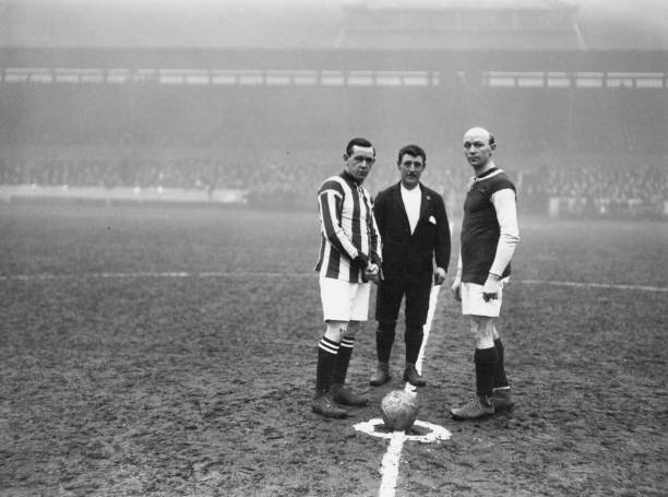 从几岁开始，莱万就展现足球天赋？