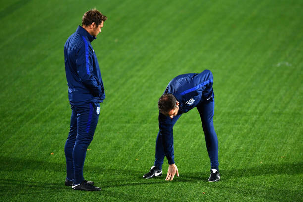 足球防守反击战术解析：5种高效阵型盘点