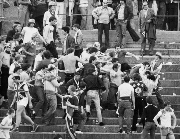 梅西任意球绝技解析：如何踢出完美弧线球