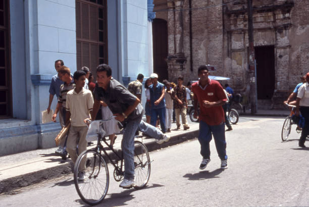 实况足球2024PS5联机对战指南：如何优化网络延迟？