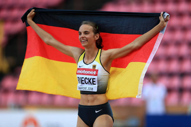 从沙坑到纸面：跳远主题的创意造句指南