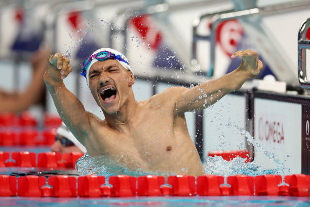 水花与颜料：探索游泳与绘画的共通语言