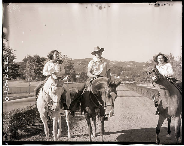 打造个人品牌：高水平游泳教练实现高收入的必经之路