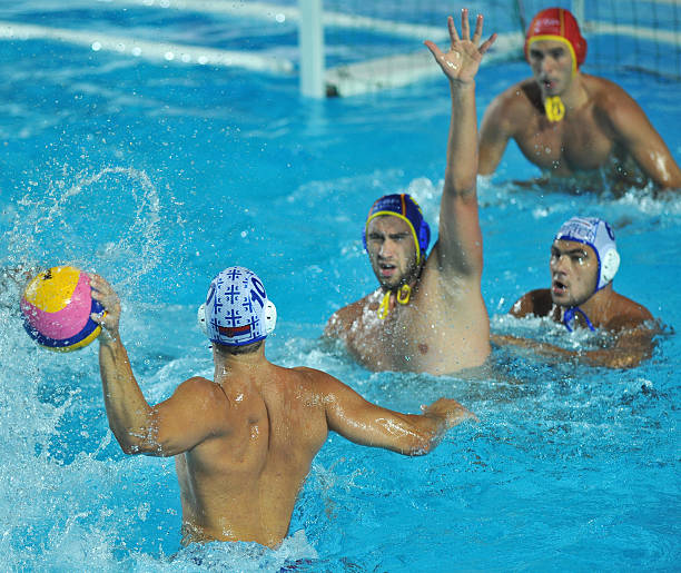 游泳教练证考试费用全解析：从报名到拿证需要多少预算？