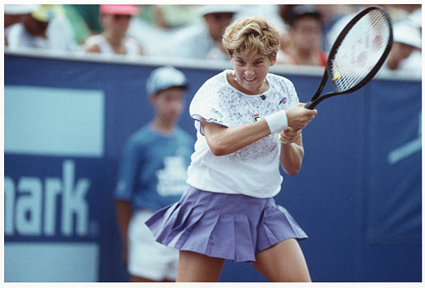 网球下旋球技巧：掌握旋转的关键要点