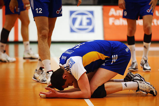 男子排球比赛规则：比赛暂停与换人流程