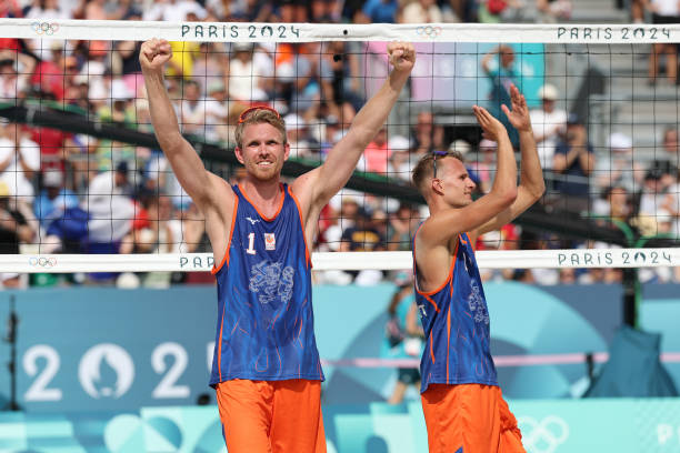 排球扣球的发力技巧:腰腹力量与手臂协调