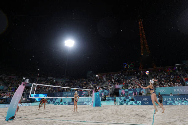 王奥芊与赵蕊蕊：她们在事业与生活中的互动与影响